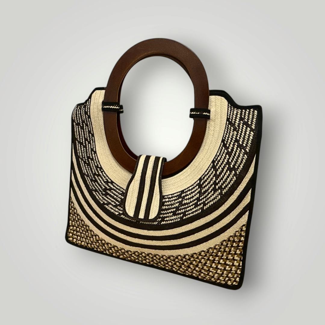 Bacatá Arrow Cane Handbag