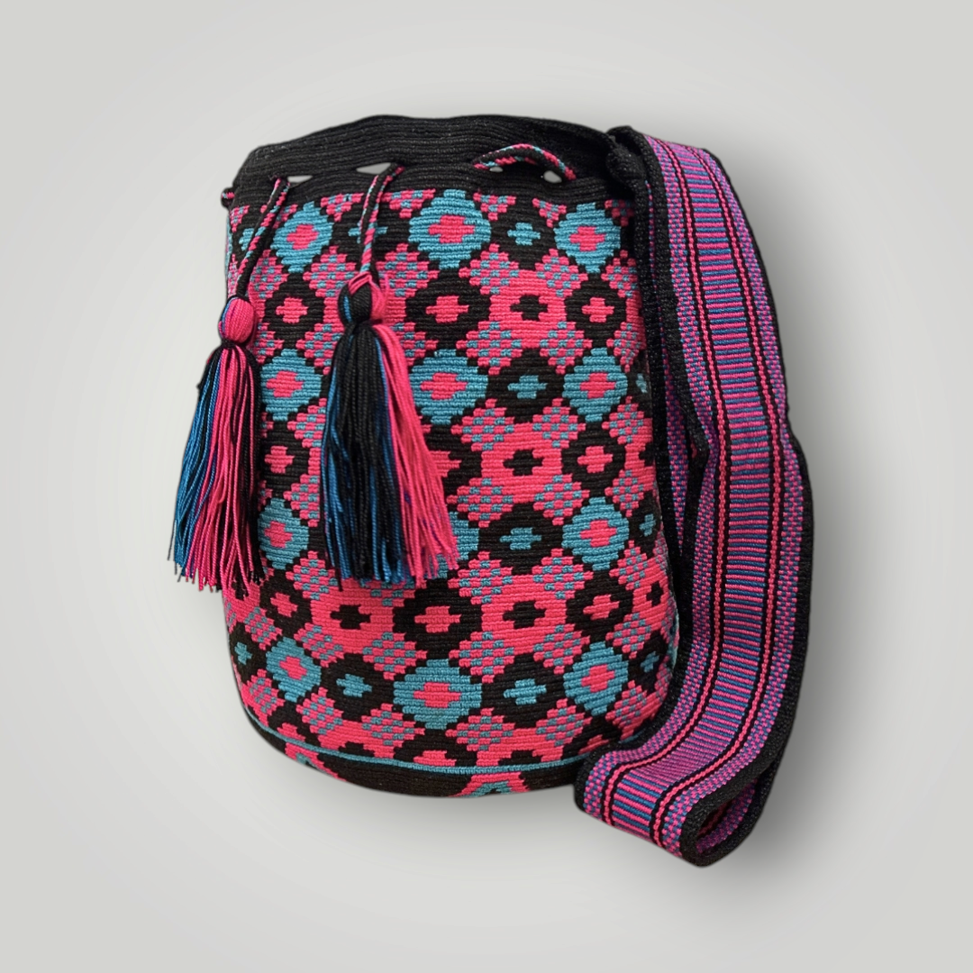 San Agustin Wayuu Mochila – Handcrafted Single-Threaded Wool Bag