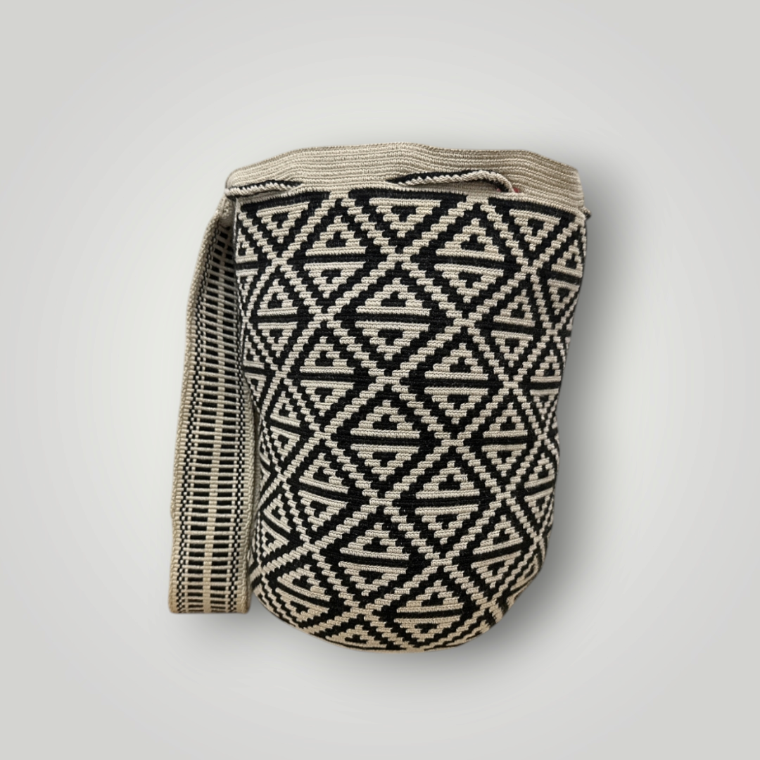 Single-Threaded Wayuu Mochila Bag